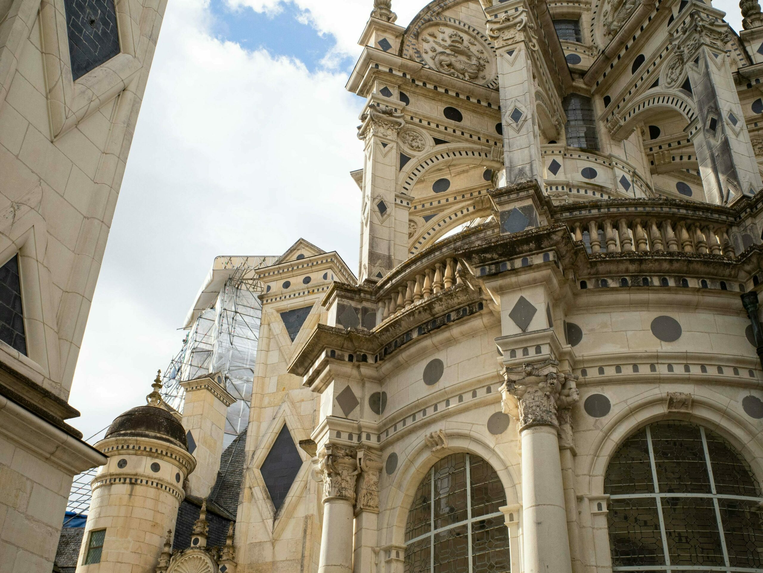 Stunning Renaissance architecture of Chambord Castle in France on a sunny day.